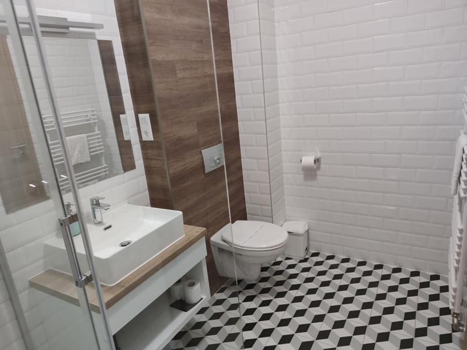 Sárvár Andromeda Apartman מראה חיצוני תמונה